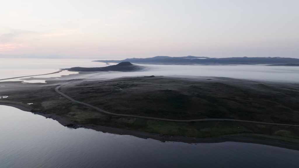 Miquelon dans la brume du petit matin