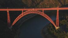 Viaduc de Garabit franchissant les Gorges de la Truyère