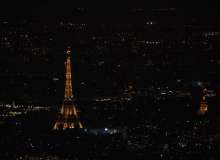 Paris la nuit et la Tour Eiffel éclairée