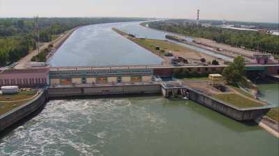 Barrage de Strasbourg sur le Rhin