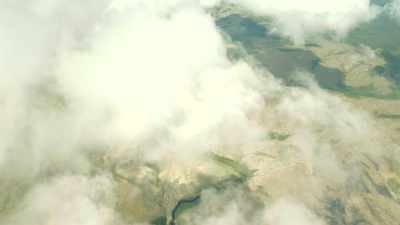 Plan large de plaine et mont Roraima