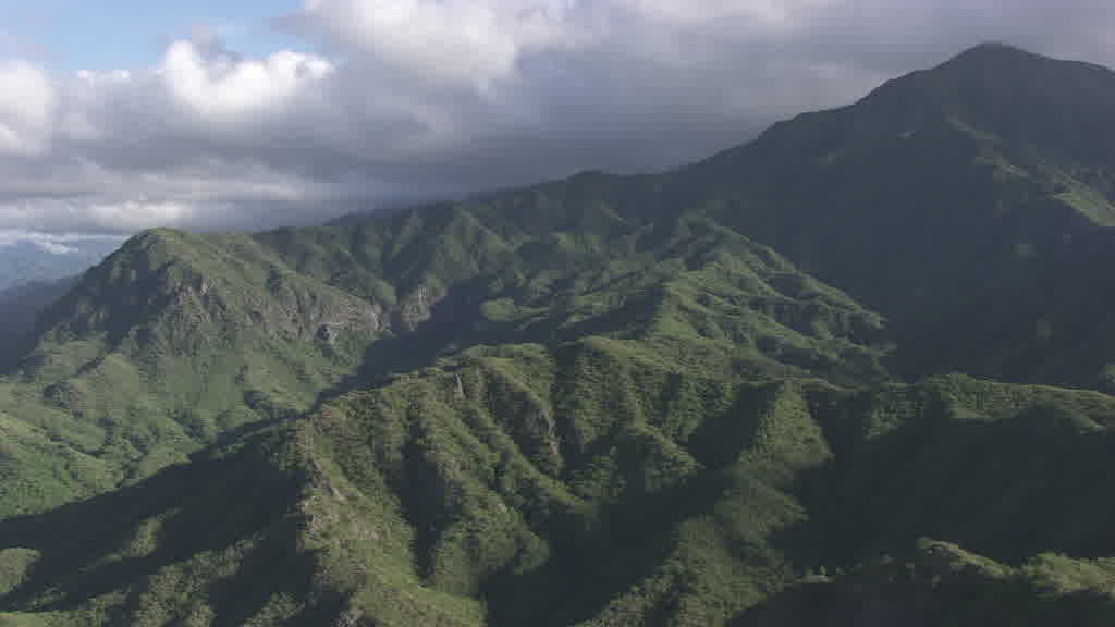 Collines entre Haiti et la République Dominicaine