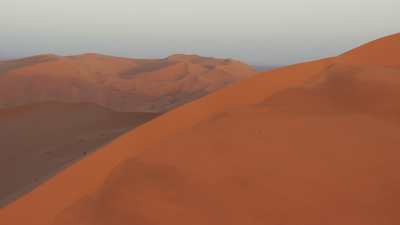 Les dunes de Merzouga au lever de soleil