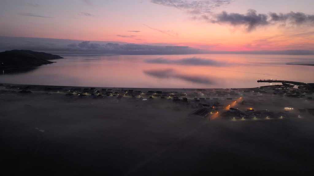 Petit matin rougeoyant sur Miquelon